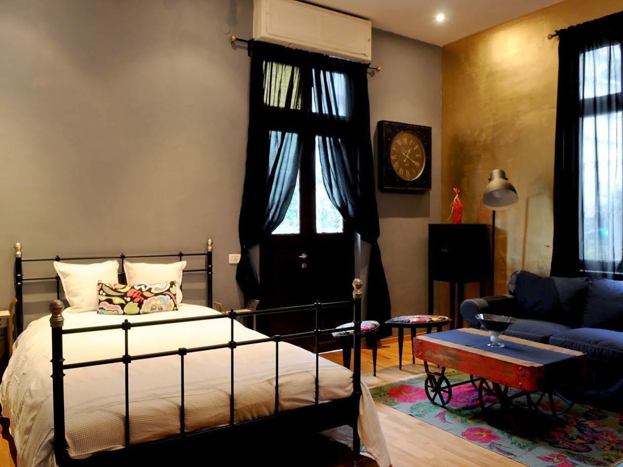 Eclectic Aparthotel